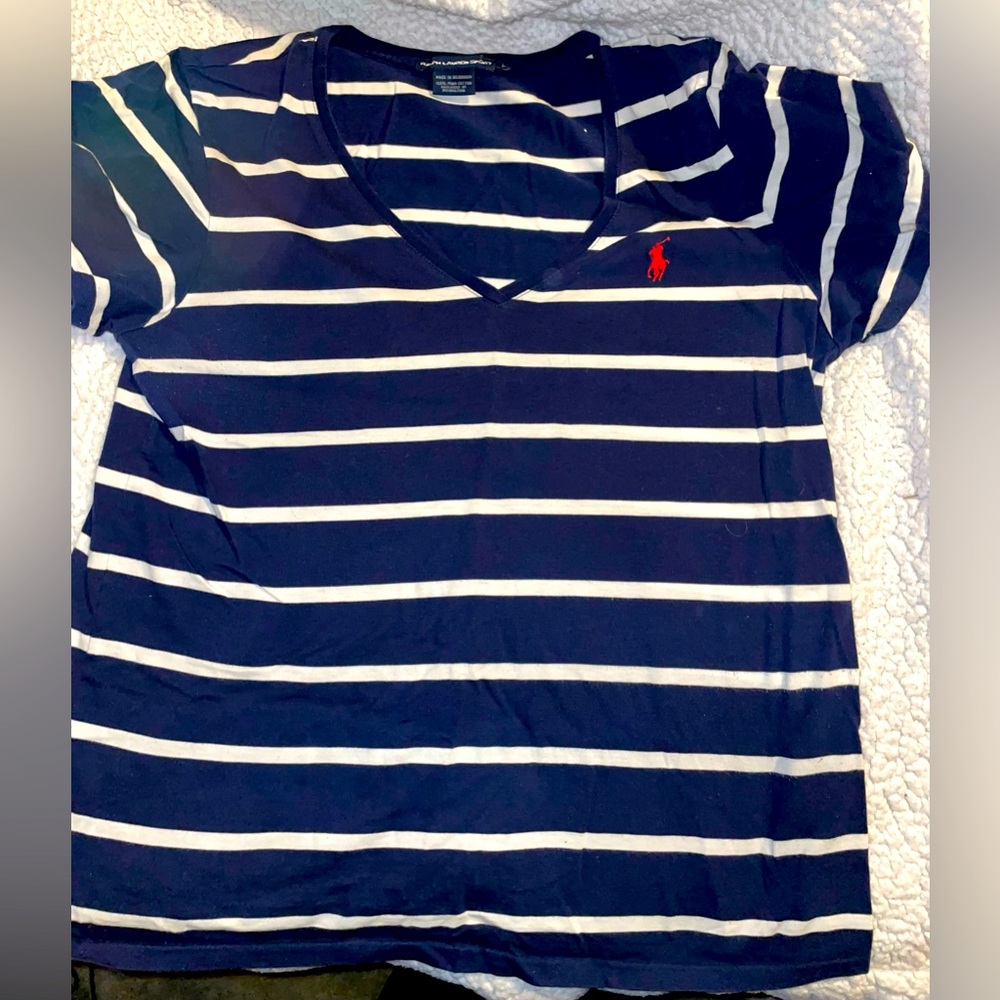 Polo. Size large.